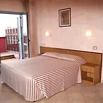 מלון Miramonti 3*