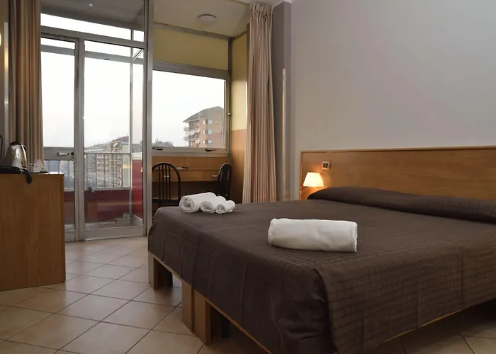 מלון Miramonti 3*